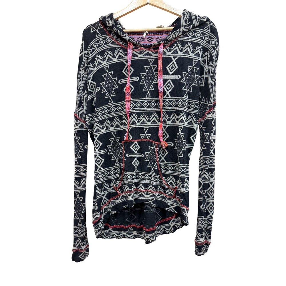 Gimmicks BKE Sweater Aztec Print Boho Hooded Lightweight Embroidered Medium